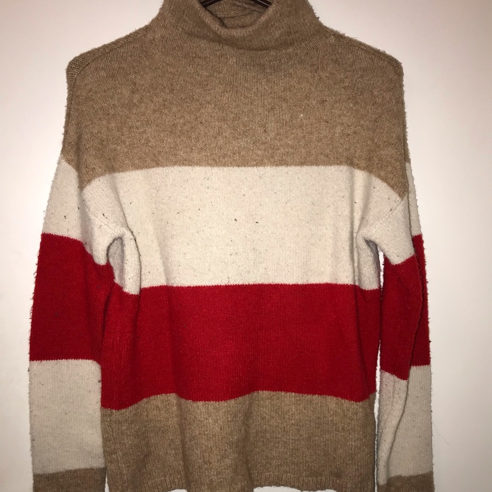 Turtle neck sweater